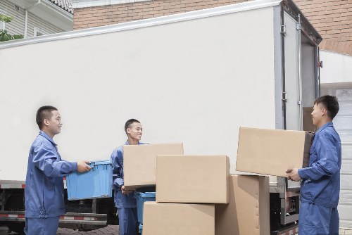 Local transfer station handling separated waste streams